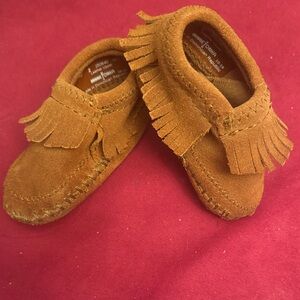 Minnetonka Kids Moccasins with Fringe - Brown